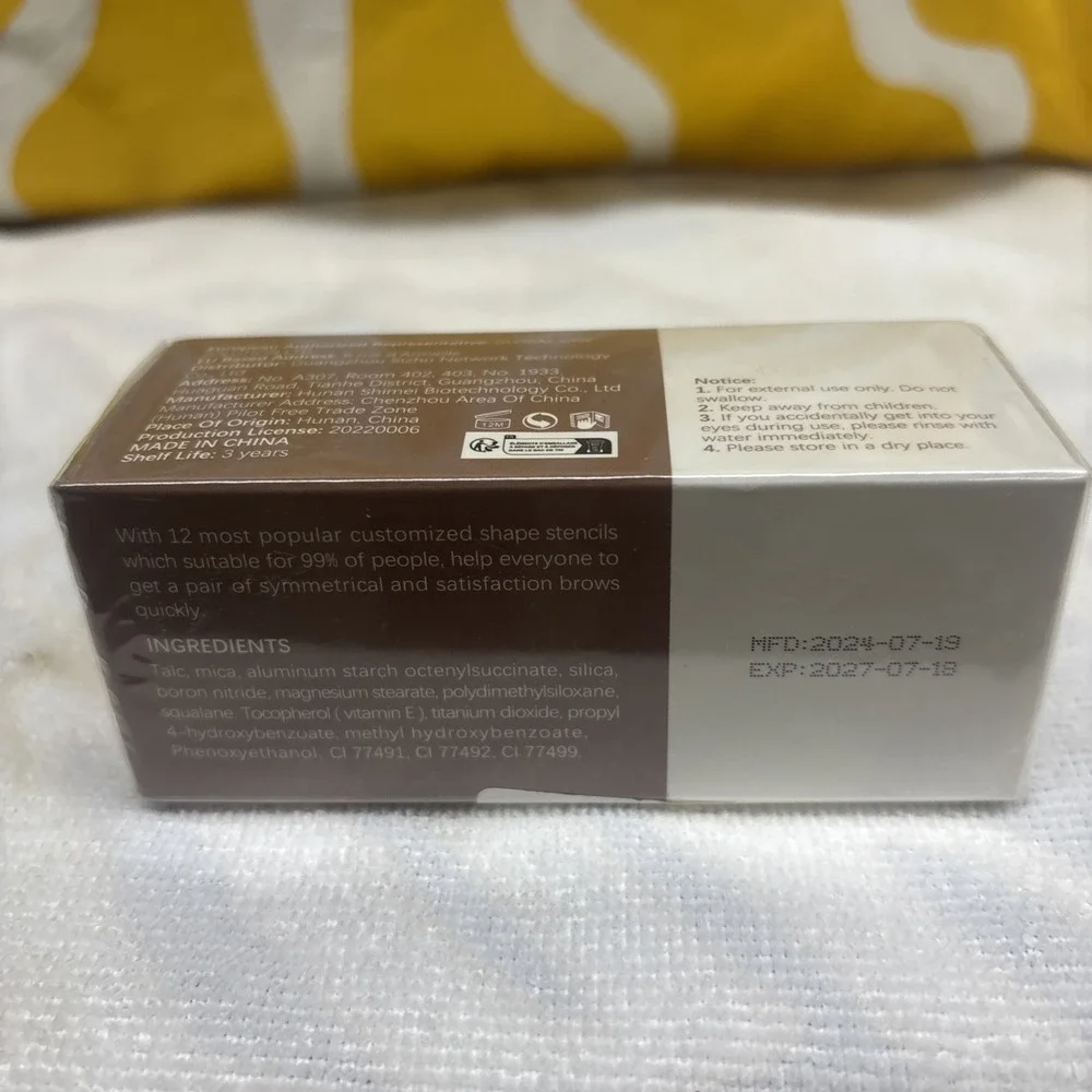 Eyebrow Powder Stencil & Concealer Kit. Exp: 07/18/2027
